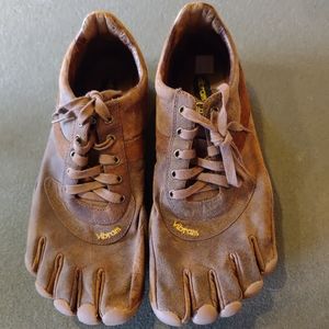 Vibram men's shoes